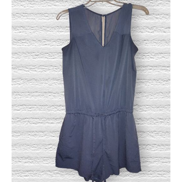 Banana Republic Silky Gray Romper Size 4 sheer accents - Picture 2 of 5
